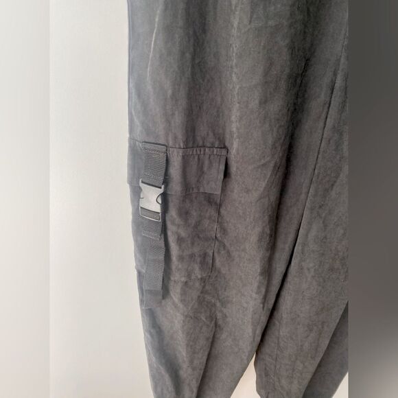 NWT Pretty Little Thing Buckle Cargo Pants Womens 6 Streetwear Skater Urban Y2K - Picture 9 of 13